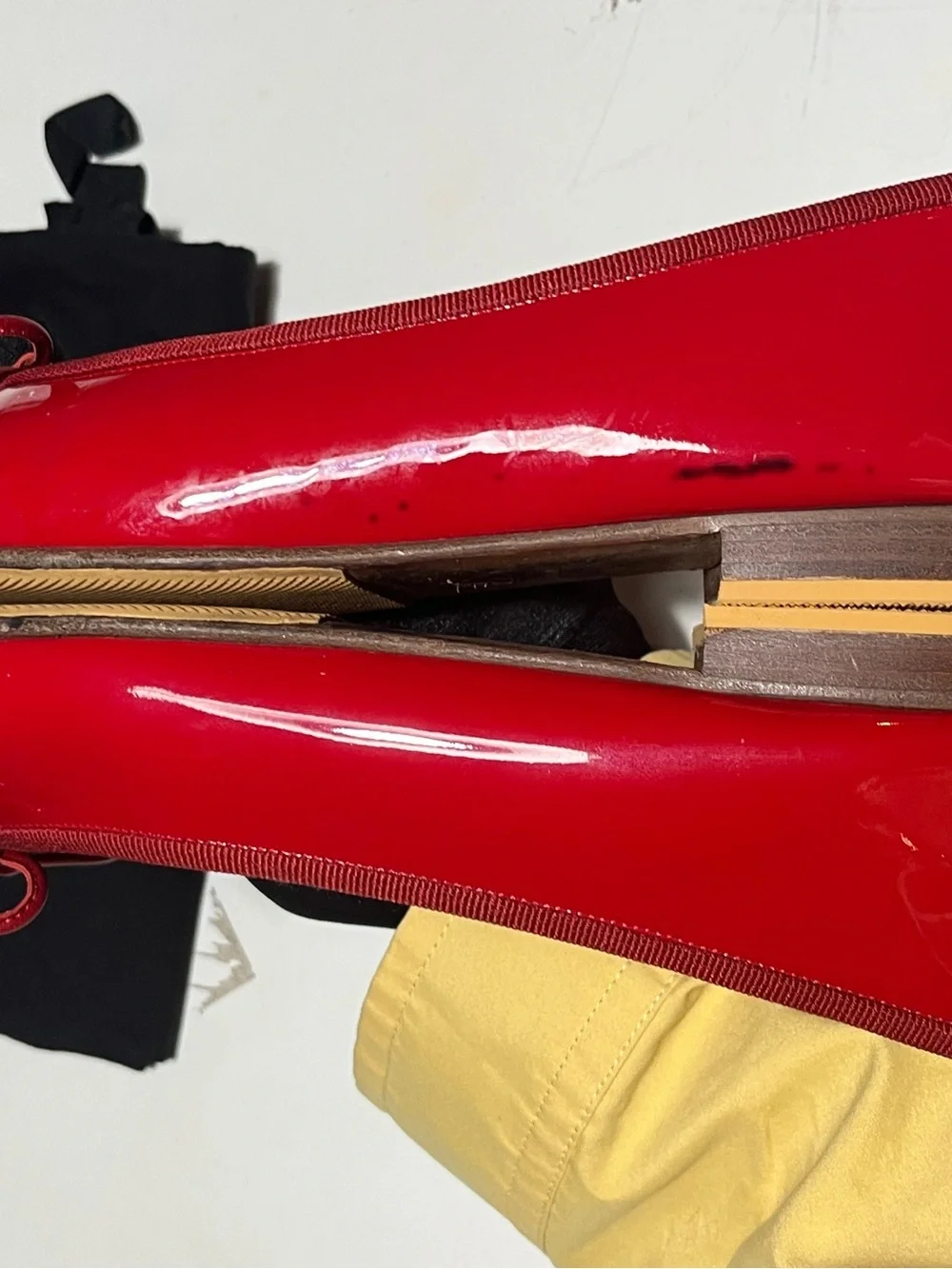 CHANEL Red Patent Leather Ballet Flats with CC Emblem